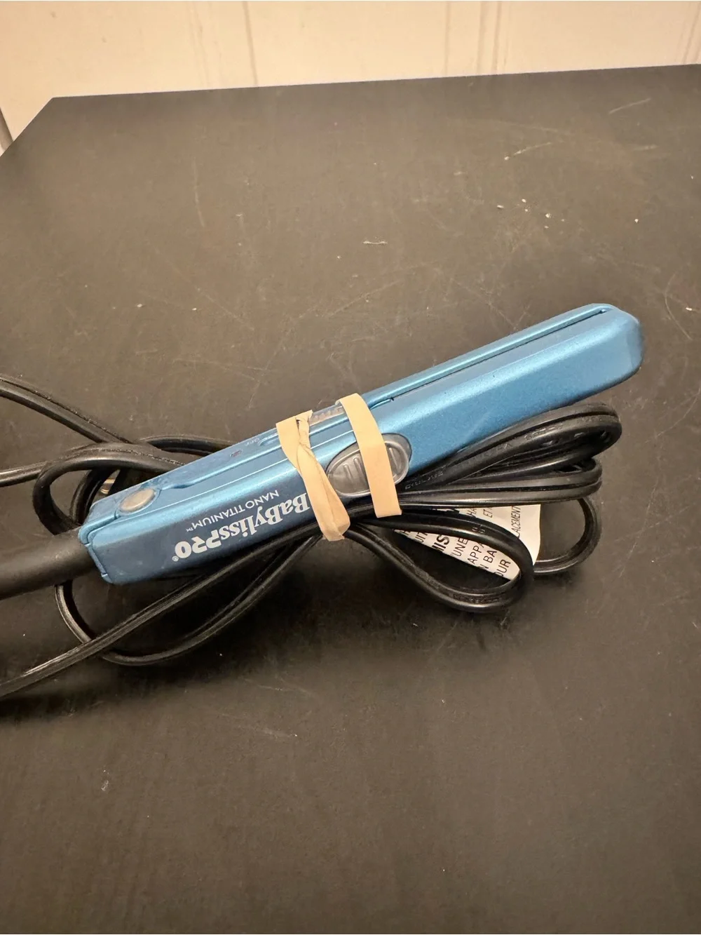 Babyliss Pro Nano Titanium Mini Travel Flat Iron Hair Straightener 3/4”